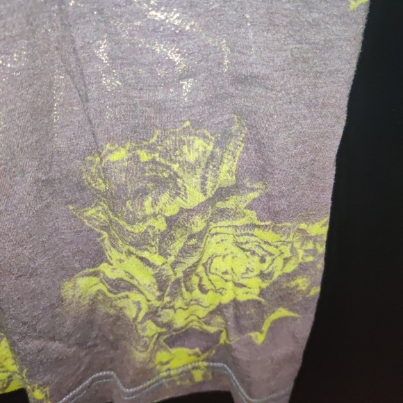 Women's medium Sinful t-shirt - Picture 10 of 12